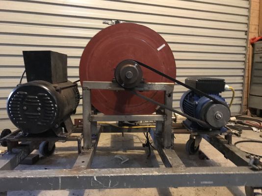 Купить Маховика запасной части машины или тележки минирования чугун черный простой цвет online manufacture