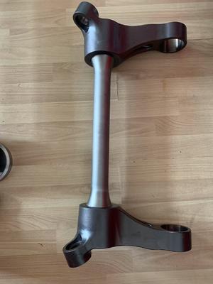 Купить Индивидуальная конструкция системы подвески железнодорожного транспорта в пассажирских вагонах online manufacture