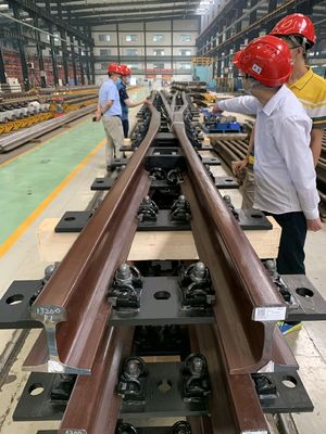 Тяжелый стальной рельс U71Mn 43KG для железной дороги